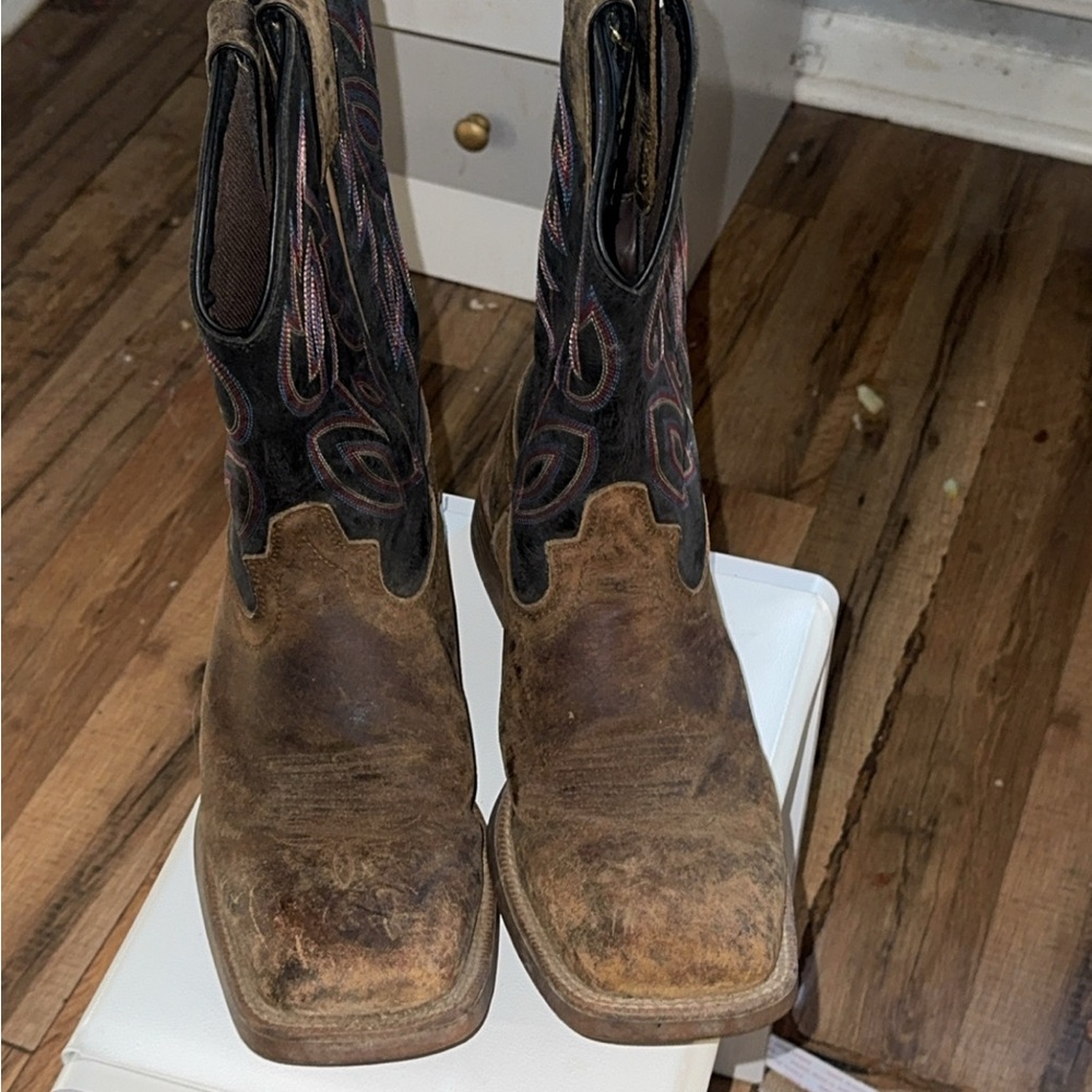 Justin Boots Rustic Brown and Black Cowboy Boots